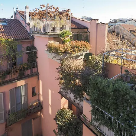 Splendido Attico Con 2 Terrazzi In Brera *