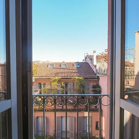 Splendido Attico Con 2 Terrazzi In Brera * Milan