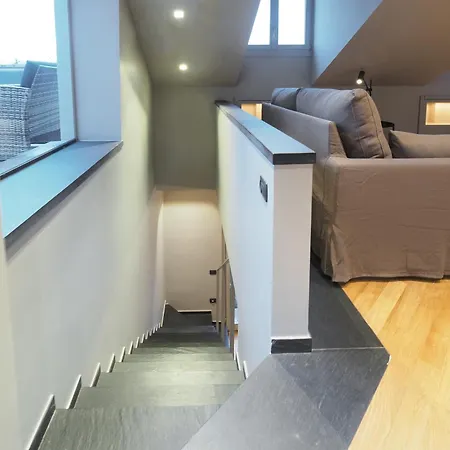 Splendido Attico Con 2 Terrazzi In Brera Milan