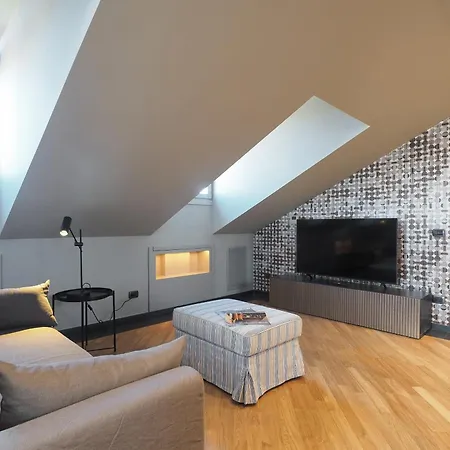 Splendido Attico Con 2 Terrazzi In Brera Apartment *