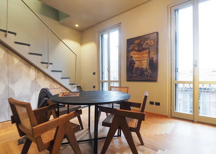 Contempora - Two-level With 2 Terraces In Brera Milano