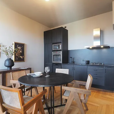 Splendido Attico Con 2 Terrazzi In Brera מילאנו